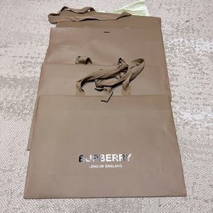 5 Authentic Burberry Shopping Bags